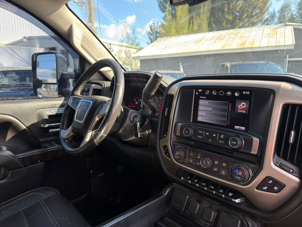 2016 GMC Sierra Denali